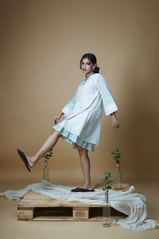 White Flower Scallop Sleeves Dress